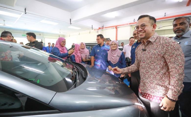 PENDEKATAN HOLISTIK PERLU BAGI REFORMASI PEMBANGUNAN TVET