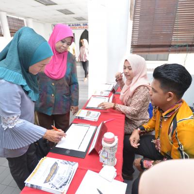 PERSIDANGAN MEJA BULAT BELIA_HAD UMUR BELIA_TRANSISI DAN PELAKSANAAN DI International Youth Center (IYC)