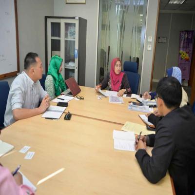 SESI PERBINCANGAN HARI SUKAN