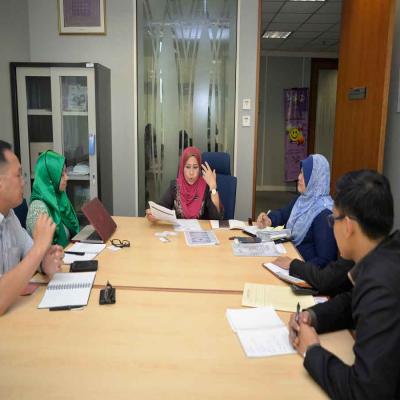 SESI PERBINCANGAN HARI SUKAN