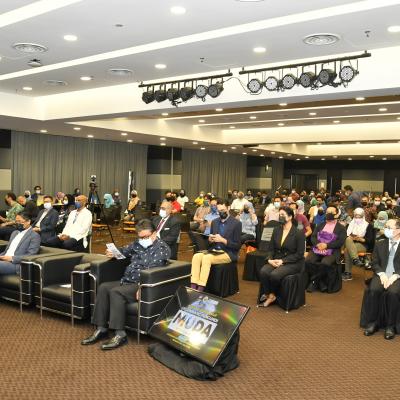 PERSIDANGAN MEJA BULAT SIRI 1/2021: GELOMBANG PENGUNDI MUDA - #TONGGAKNEGARA (KERJASAMA UNITAR)