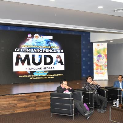 PERSIDANGAN MEJA BULAT SIRI 1/2021: GELOMBANG PENGUNDI MUDA - #TONGGAKNEGARA (KERJASAMA UNITAR)