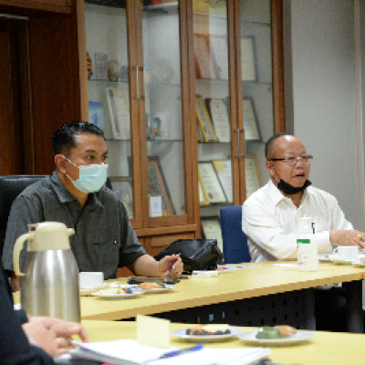 KUNJUNGAN HORMAT DARI KBSS KE IYRES