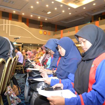 PERSIDANGAN MEJA BULAT BELIA (RTD) #GENIUSDUIT